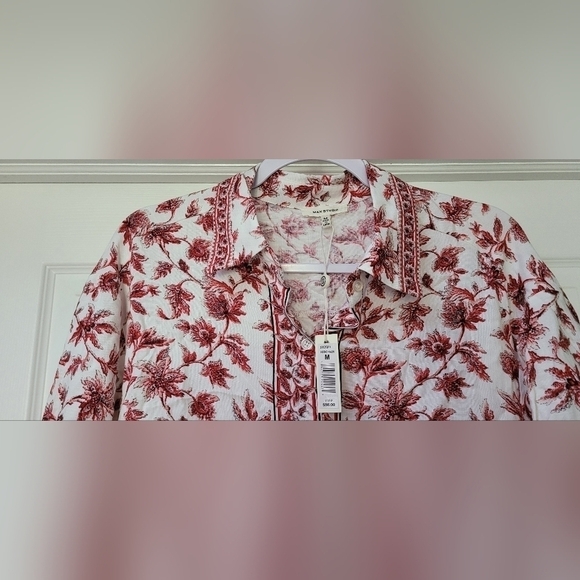 Max Studio NWT $98 Women's 100% Rayon White Black Red Floral Button Front Blouse - Picture 2 of 11